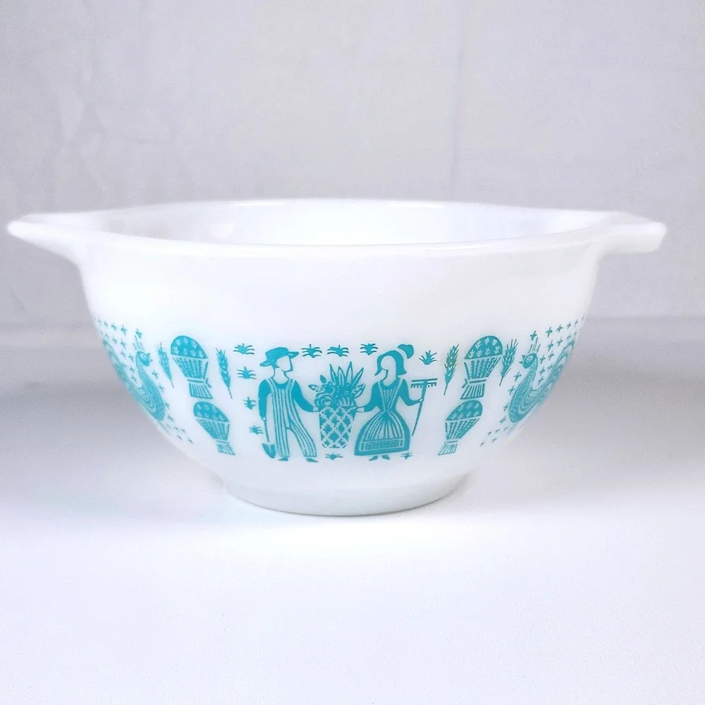 Vintage Pyrex Mixing Bowls 3 Piece Turquoise Butterprint Amish Cinderella Set